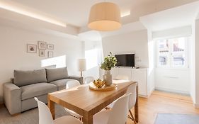 Flh Chiado Sunny Apartment